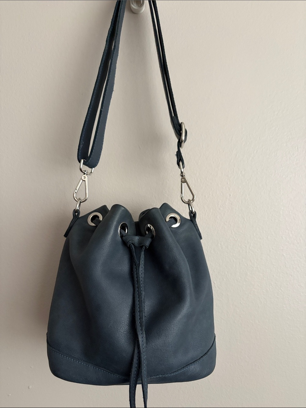 Roots Canada Vintage Navy Blue Leather Drawstring Bucket Bag - Made in Canada